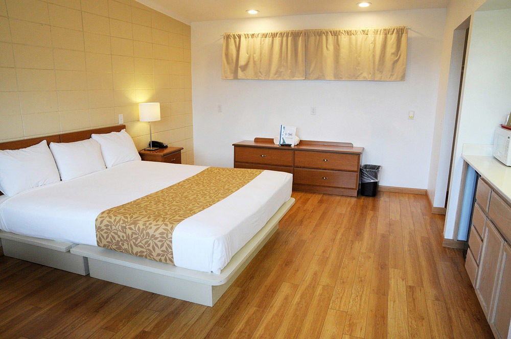Ccbc Resort Hotel - A Gay Men'S Resort Cathedral City Eksteriør bilde
